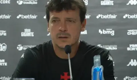 Técnico do Vasco comenta situação de Cuesta e projeta retorno diante do Vitória