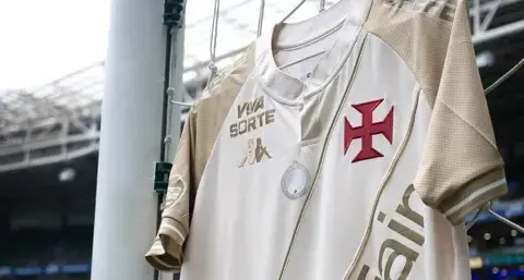 Vasco acerta empréstimo de R$ 80 milhões com Crefisa