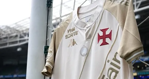 Vasco acerta empréstimo de R$ 80 milhões com Crefisa