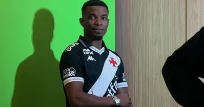 Vasco segue sem utilizar volante, que não atua há 2 meses