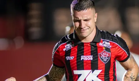 Vitória perde Kayzer e mais dois titulares para enfrentar o Santos