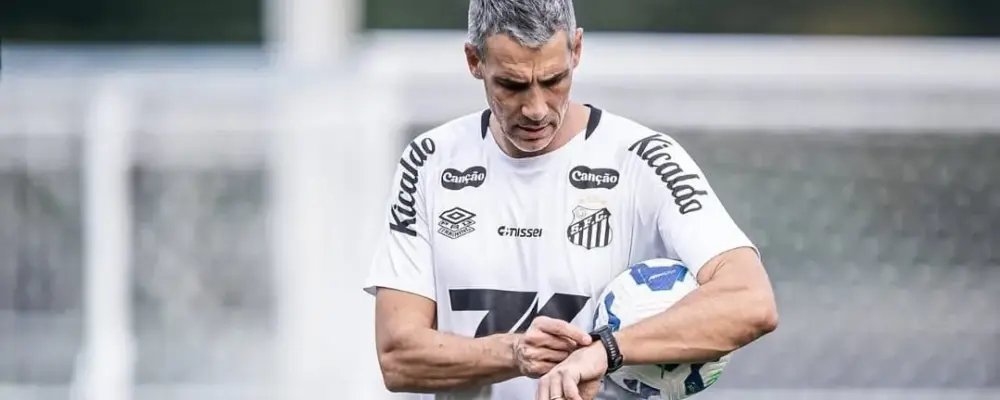 Vojvoda busca ganhar confiança no Santos em reencontro com o Ceará