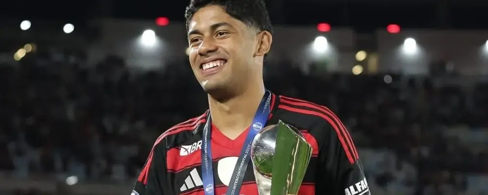 Volante deixa o Flamengo e fecha com time dos Emirados Árabes