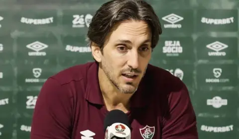 Zubeldía celebra vitória e vê Fluminense na briga por vaga no G-6