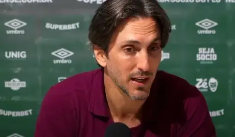 Zubeldía critica arbitragem após derrota do Flusão: “Prejudica o trabalho”