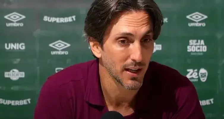 Zubeldía critica arbitragem após derrota do Flusão: “Prejudica o trabalho”