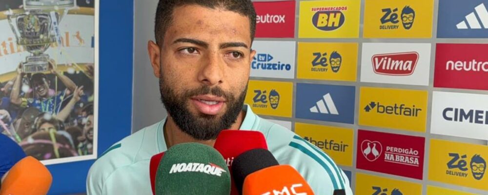 Zagueiro do Cruzeiro não desiste de título, mas é cauteloso ao compartilhar estratégia
