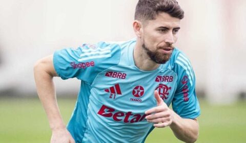 Jorginho sofre lesão muscular e vira desfalque no Flamengo