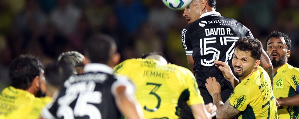 Mirassol empata com Botafogo e segue invicto em casa no Brasileiro