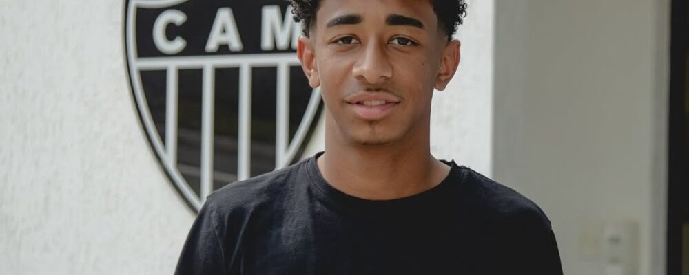 Atlético faz reajuste salarial e aumenta multa de promessa da base