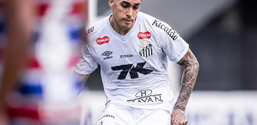 Zagueiro do Santos desabafa após empate: “Time não merece estar aí”