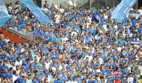 Cruzeiro tem renda milionária e quarto maior público do ano contra Vitória