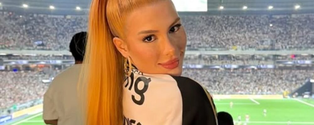 Atlético: influenciadora nega caso com Hulk e revela ameaças de morte