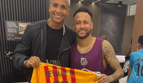 Após divergência, Deyverson se declara a Neymar, que reage