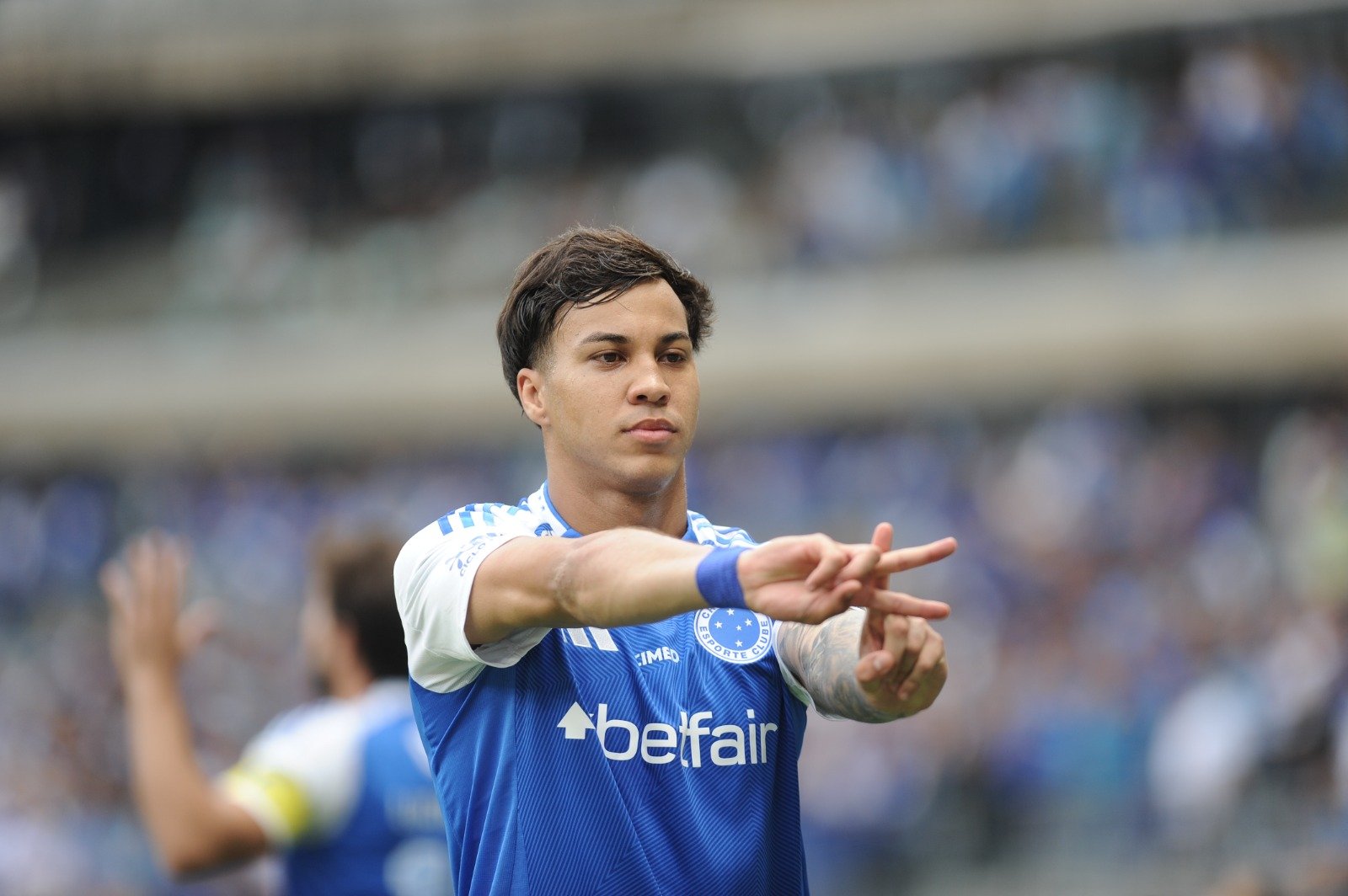 Kaio Jorge comemora gol pelo Cruzeiro contra o Vitória, no Mineirão (foto: Alexandre Guzanshe/EM/D.A Press)