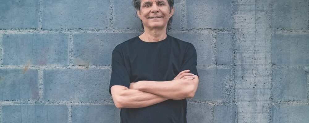 Cruzeiro lamenta morte de Lô Borges, cruzeirense fanático