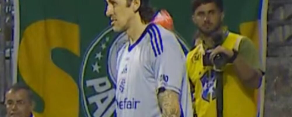 Cruzeiro: torcedor do Palmeiras que deu garrafada em Cássio é punido pela Justiça