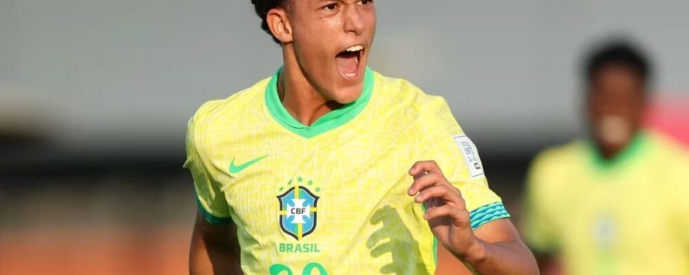 Djalminha exalta meia do Cruzeiro que fez golaço no Mundial Sub-17: ‘Diferente’