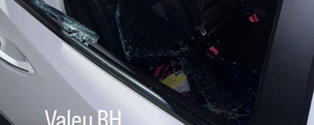 Carro de zagueiro do Cruzeiro é arrombado em Belo Horizonte