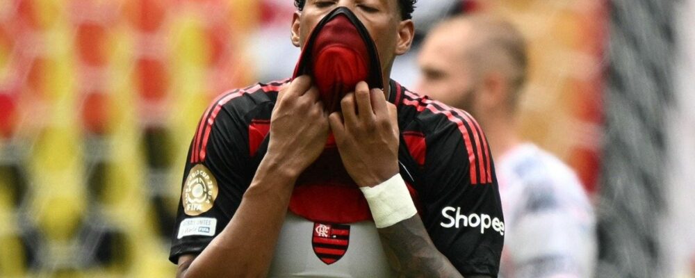 Plata responde xingamentos de influencer flamenguista: ‘Mentalmente estou mal’