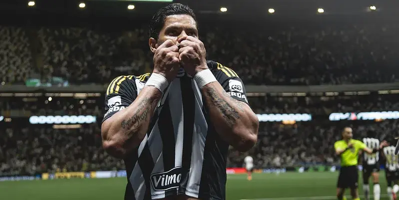 Com Hulk e Vitor Roque, veja a Seleção FI da 32ª rodada do Brasileiro