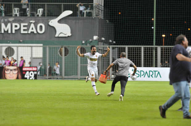 Norberto comemora gol do Sport, sobre o América, em 2019 - (foto: Juarez Rodrigues/EM/D.A Press) Norberto comemora gol do Sport, sobre o América, em 2019 - (foto: Juarez Rodrigues/EM/D.A Press)