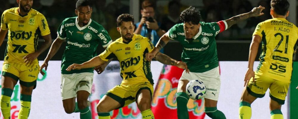 Palmeiras perde do Mirassol e vê Flamengo igualar pontuação no Brasileiro