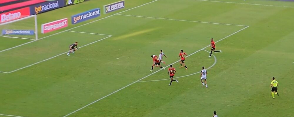 Sport x Atlético: Rony perde chance cara a cara com goleiro na Ilha do Retiro