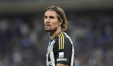 Lyanco, do Galo, revela ‘medo, preocupação e ansiedade’ após cirurgia