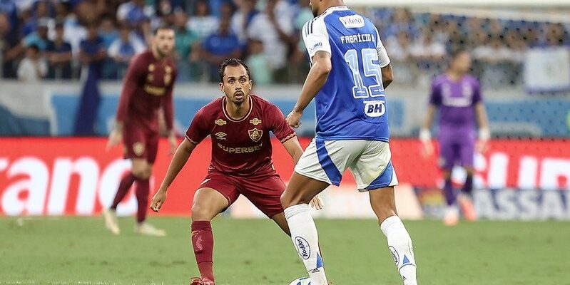 Cruzeiro: Fabrício Bruno tem lance à la R10 e desarme preciso contra o Flu