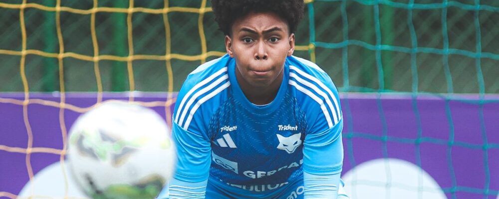 Técnico do Cruzeiro alerta ao celebrar volta de goleira: ‘As pessoas têm que ser mais responsáveis’