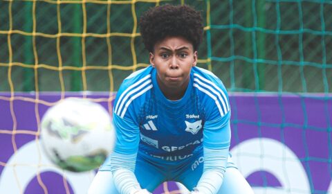 Técnico do Cruzeiro alerta ao celebrar volta de goleira: ‘As pessoas têm que ser mais responsáveis’