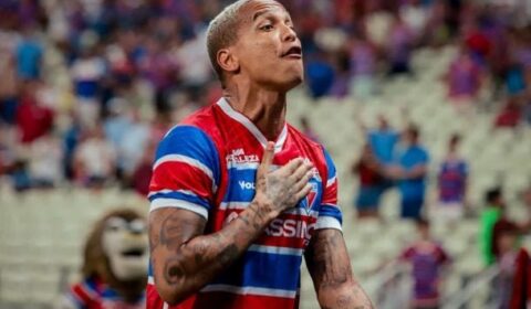 Com 7 desfalques e ex-atacante do Atlético, Fortaleza divulga relacionados para jogo na Arena MRV