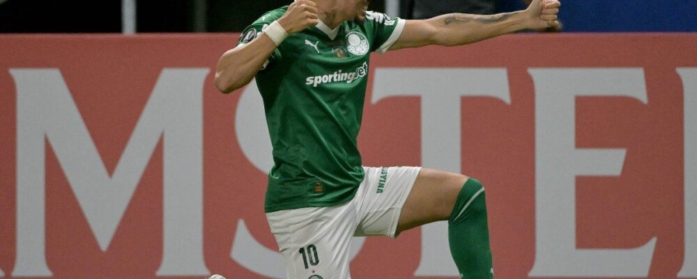 Diretor do Palmeiras diz quando Paulinho voltará aos gramados