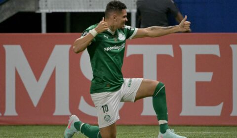 Diretor do Palmeiras diz quando Paulinho voltará aos gramados