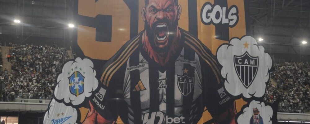 Hulk recebe nova homenagem do Atlético com mosaico, show de luzes, fogos e mais; vídeo