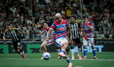 Deyverson brilha e marca o primeiro hat-trick da carreira em empate contra o Atlético