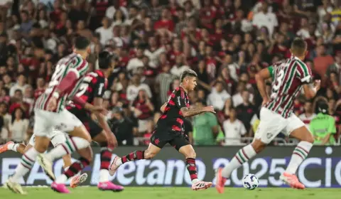 Flamengo e Palmeiras tropeçam e diferença cai para 2 pontos