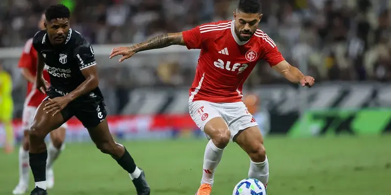 Ceará 1 x 2 Internacional – Colorado vence em jogo maluco e se afasta do Z4