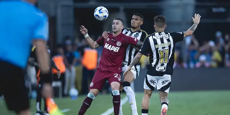 Alan Franco joga no sacrifício e se decepciona no Atlético-MG