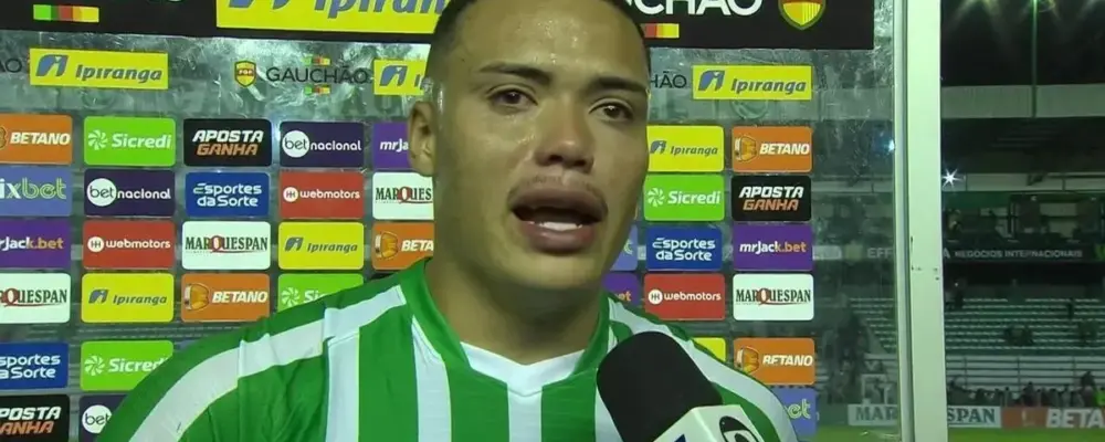 Mandaca se emociona com provável rebaixamento do Juventude