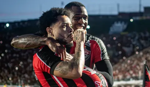 BRASILEIRÃO: Vitória manda Inter para o Z-4 e Cruzeiro sai da briga pelo título