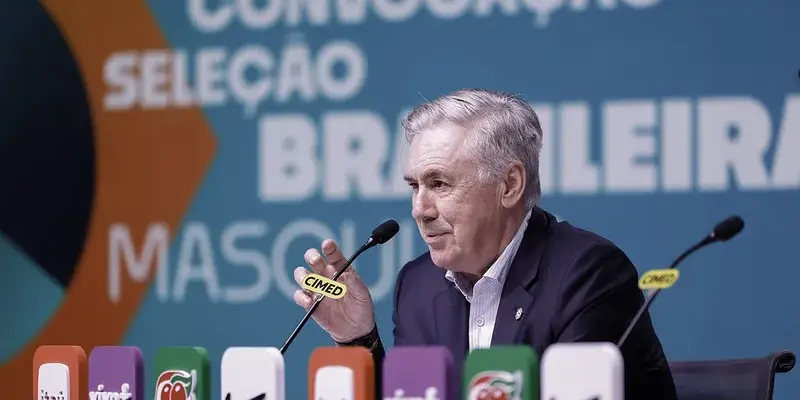 Ancelotti explica convocação de jogadores de Flamengo e Palmeiras