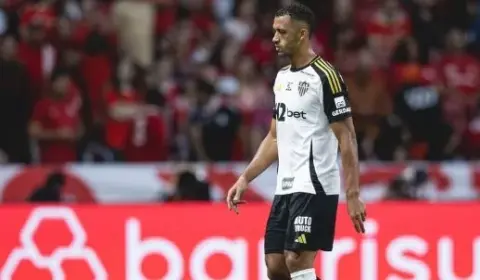 Atlético-MG: Veja por que o VAR recomendou expulsão de Vitor Hugo