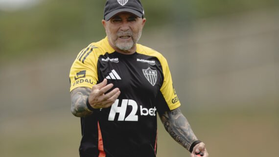 Sampaoli durante treino do Atlético na Cidade do Galo (foto: Pedro Souza/Atlético)