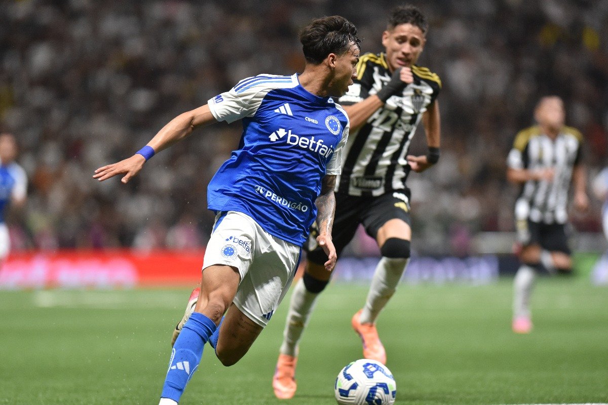 Kaio Jorge, atacante do Cruzeiro, durante clássico contra o Atlético na Arena MRV (foto: Ramon Lisboa/EM/D.A. Press)