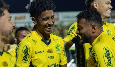 BRASILEIRÃO: Mirassol derrota o Palmeiras e “ajuda” o Flamengo na briga pelo título