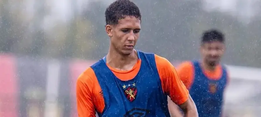 Botafogo fica perto de oficializar a contratação de zagueiro do Sport