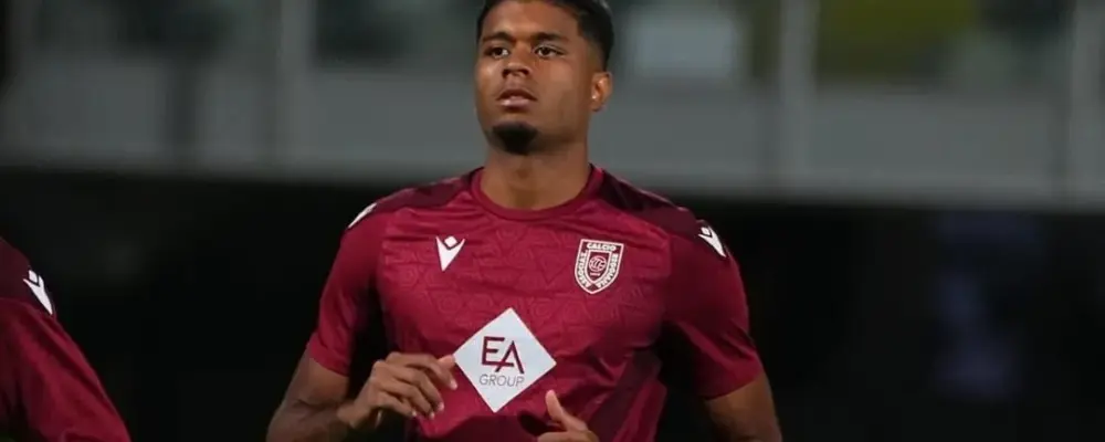 Botafogo tem interesse em volante que atua no futebol italiano