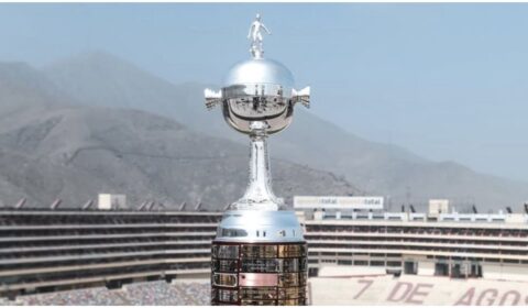 Conmebol define arbitragem para final da Libertadores entre Palmeiras e Flamengo